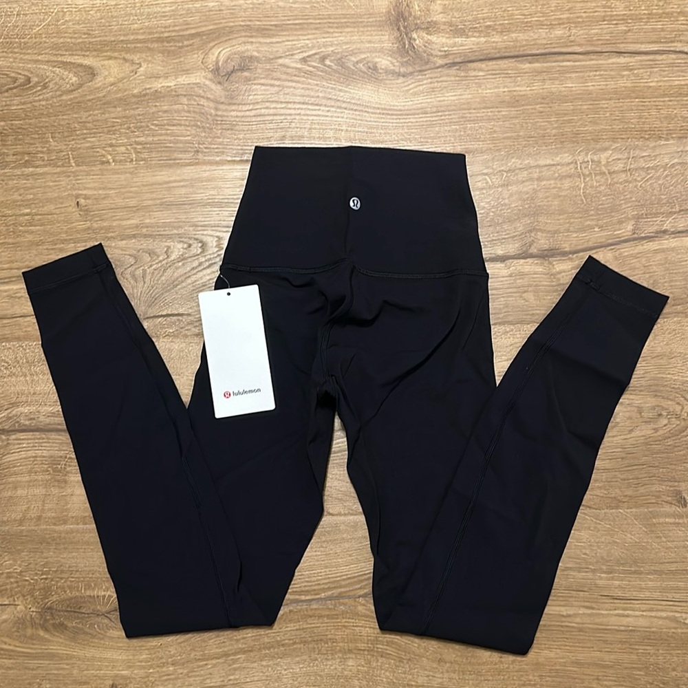 Lululemon Wunder Under Leggings 28” Luxury- size 2